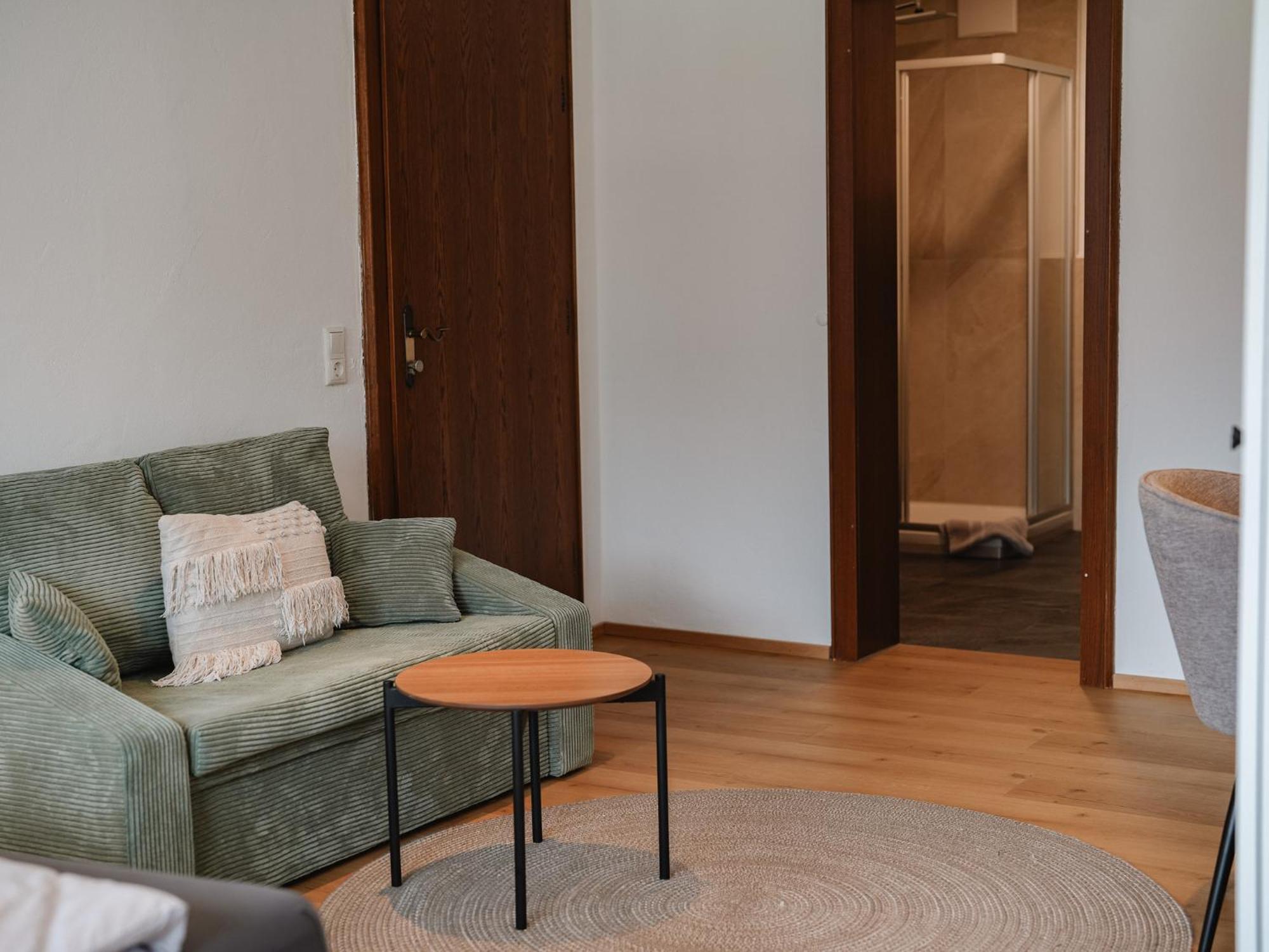 Ehrenberg Apartments Reutte Extérieur photo